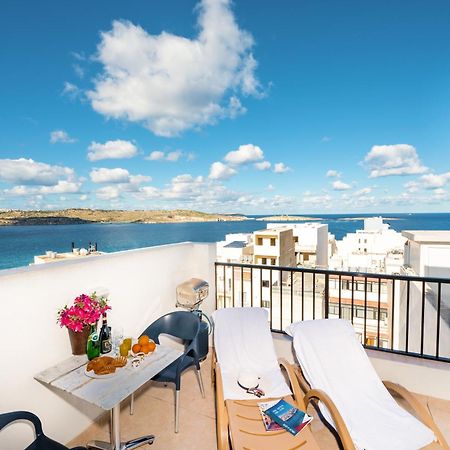 Penthouse With Seaview Terrace Διαμέρισμα Σεντ Πόλς Μπέι Εξωτερικό φωτογραφία