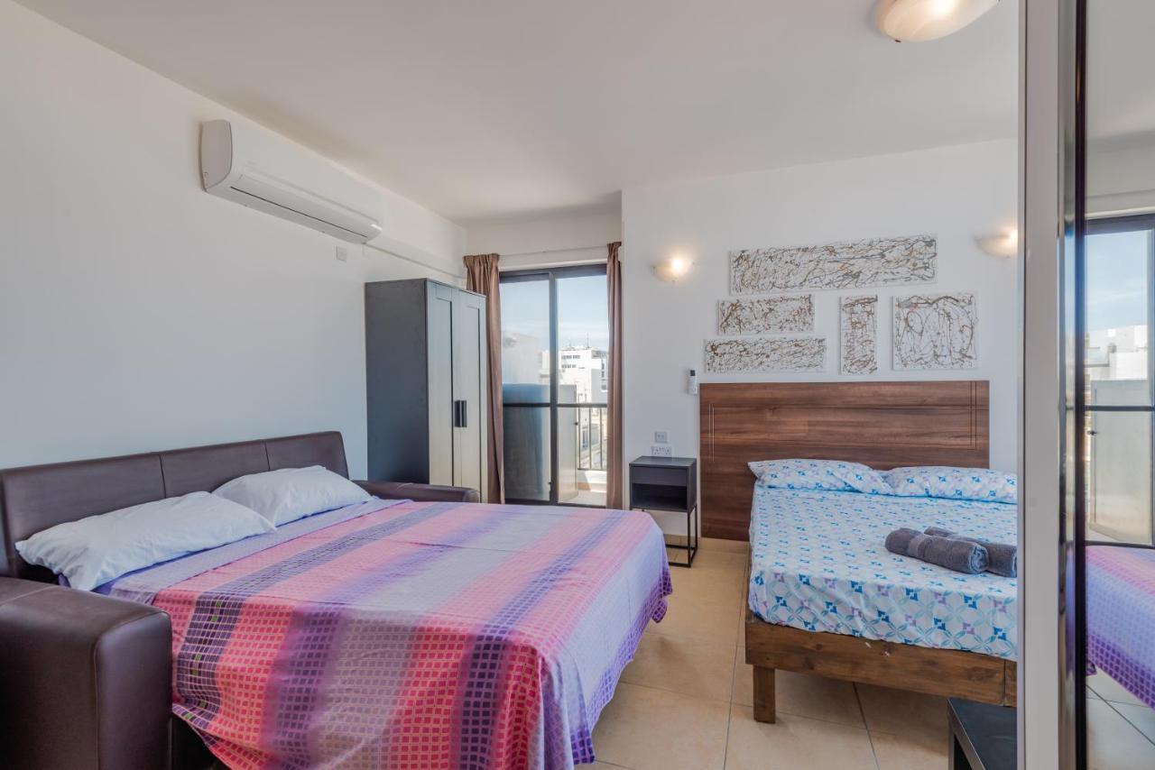 Penthouse With Seaview Terrace Διαμέρισμα Σεντ Πόλς Μπέι Εξωτερικό φωτογραφία